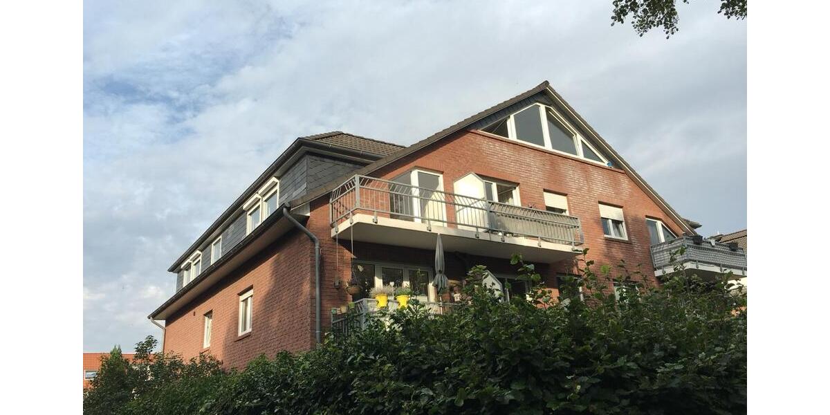 3 Zimmer Dachgeschosswohnung in Stuhr nähe Rathaus 3 zimmer