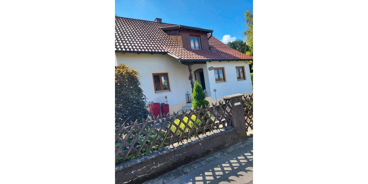 Einfamilienhaus Dingolfing - 5 Zimmer, 90 m&sup2;, 1.150&euro; | Angebot:25329424