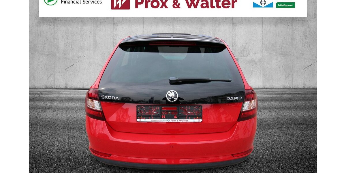 Skoda Rapid 1.2 TSI Spaceback Style Plus XENON+PANO 149.251 km 7.290 &euro; Hagenow 19230