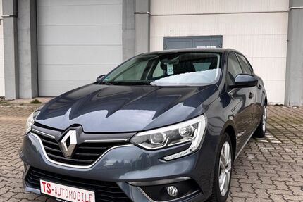 Renault Megane 54.000 km 7.990 &euro; Salzgitter 38229