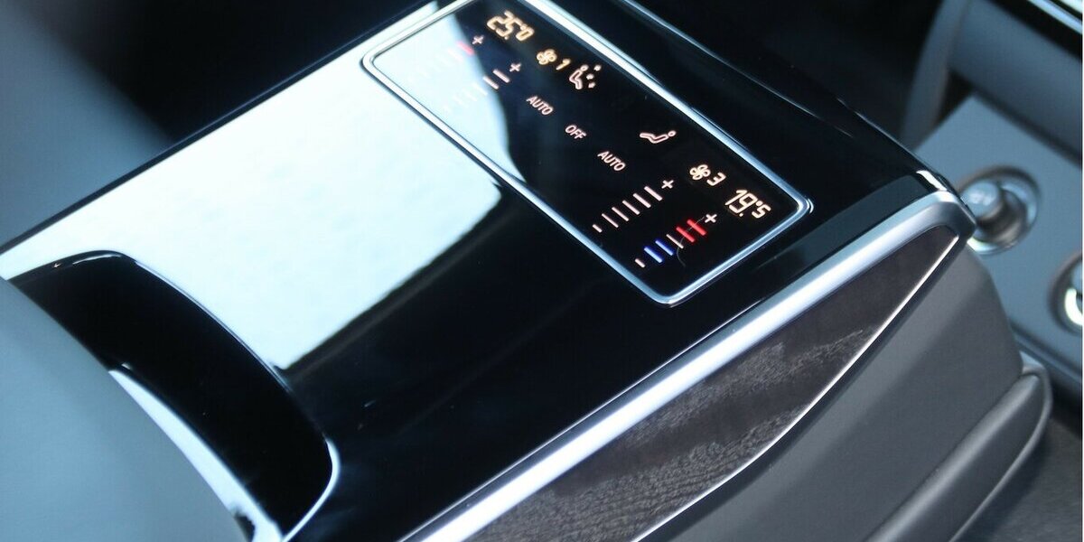Audi A8 50 TDI/LEDER/PANORAMA/HEAD UP/BANG & OLUFSEN 58.000 km 51.900 &euro; Villingen-Schwenningen 78054