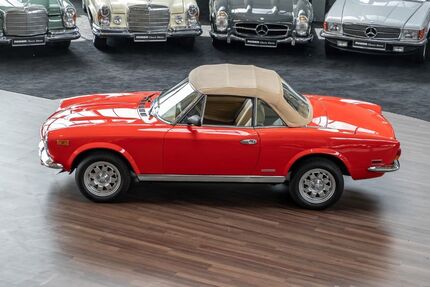 Fiat 124 Spider 25.000 km 25.900 &euro; Dinslaken 46537