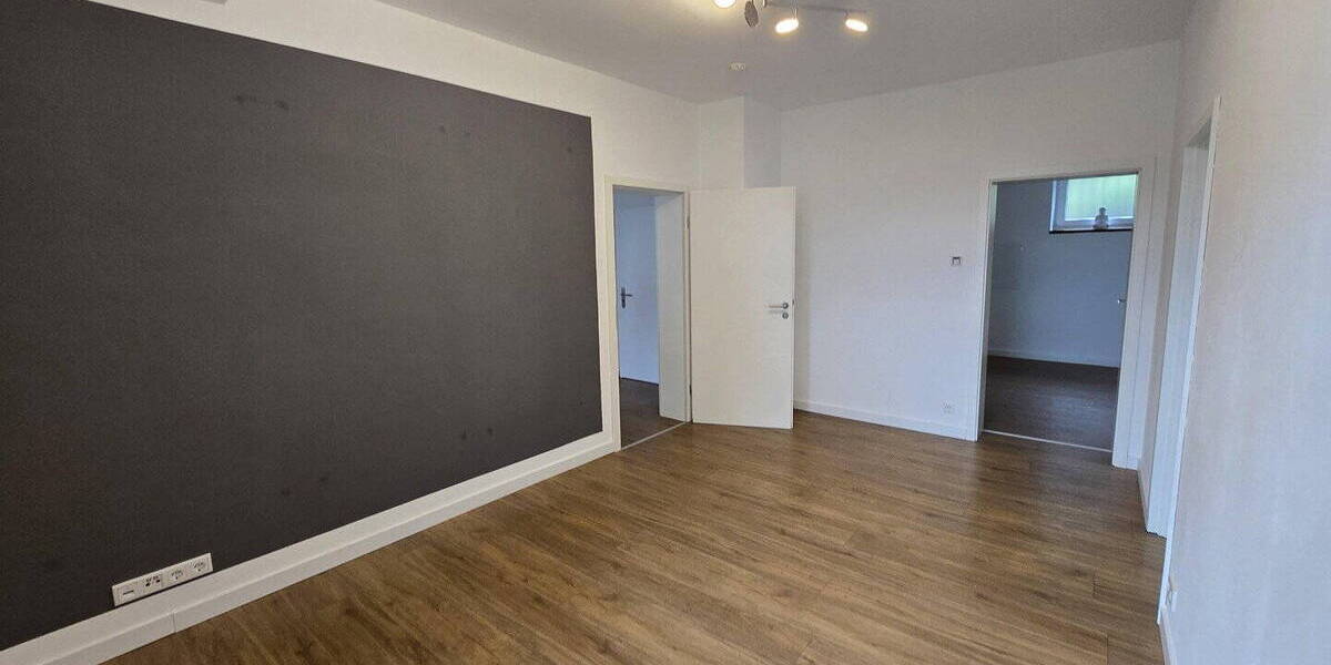 Einfamilienhaus Homberg - 1 Zimmer, 240 m&sup2;, 450.000&euro; | Angebot:26274279