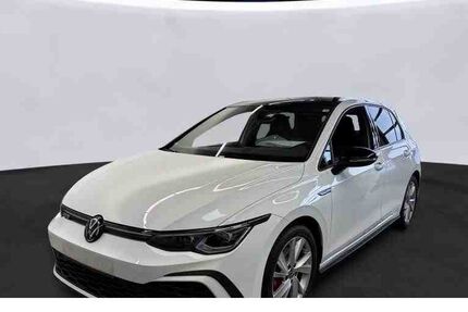 VW Golf 29.951 km 38.990 &euro; Lohr am Main 97816