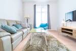 LuxusWohnung mit zwei Zimmern!