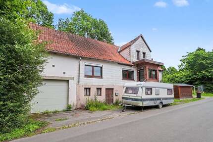 Haus Aerzen - 7 Zimmer, 140 m&sup2;, 99.000&euro; | Angebot:26913426