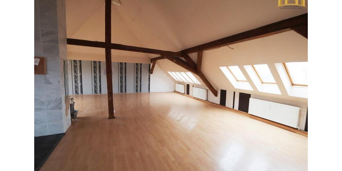 Dachgeschoßwohnung Hettstedt - 3 Zimmer, 120 m&sup2;, 520&euro; | Angebot:26233708