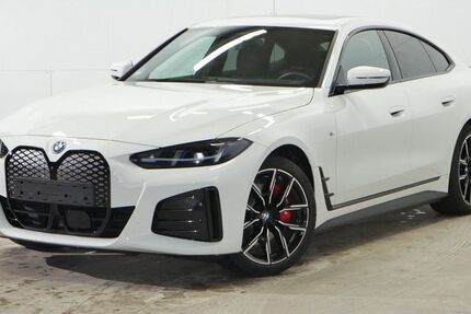 BMW i4 20.693 km 53.440 &euro; Essen 45134