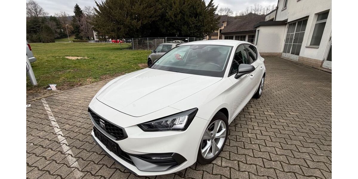 Seat Leon 84.000 km 20.900 &euro; Wehr 79664