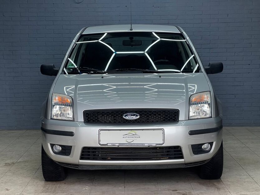 Ford Fusion 94.000 km 3.480 € Südlohn 46354