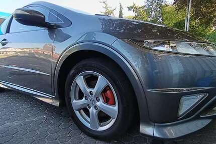 Honda Civic 307.000 km 4.000 € Düsseldorf 40627