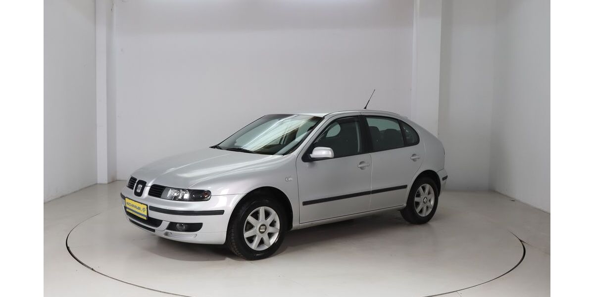 Seat Leon 105.422 km 3.990 &euro; Dresden 01237