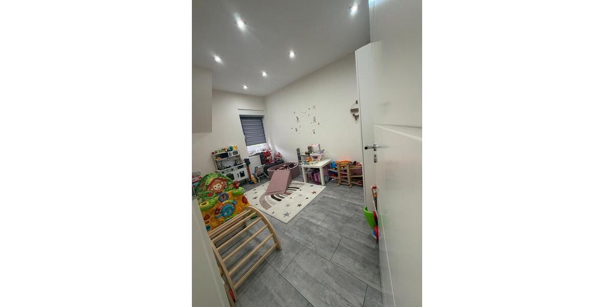 Reihenhaus Gladbeck Alt-Rentfort - 4 Zimmer, 64 m&sup2;, 2.240&euro; | Angebot:26283578