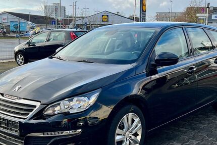 Peugeot 308 145.900 km 6.490 &euro; Kelsterbach 65451