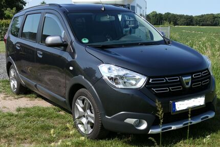 Dacia Lodgy 62.200 km 11.900 &euro; Wegberg 41844