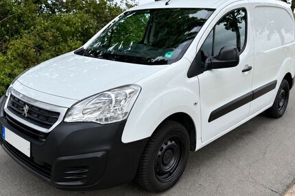 Peugeot Partner 59.000 km 7.900 &euro; Kühlungsborn 18225