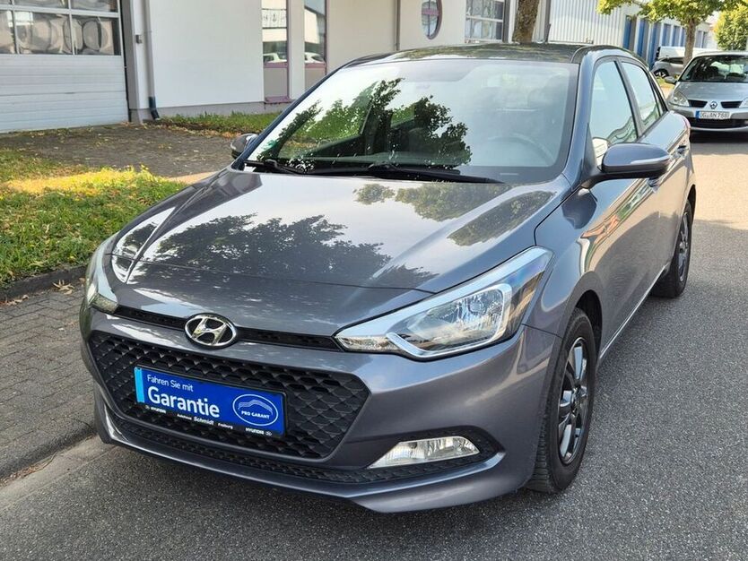 i20