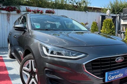 Ford Focus 53.000 km 15.999 € Ichenhausen 89335