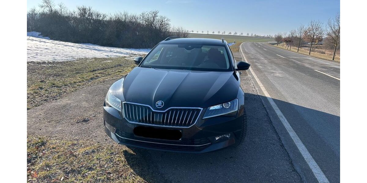 Skoda Superb 210.300 km 15.280 &euro; Harzgerode 06493