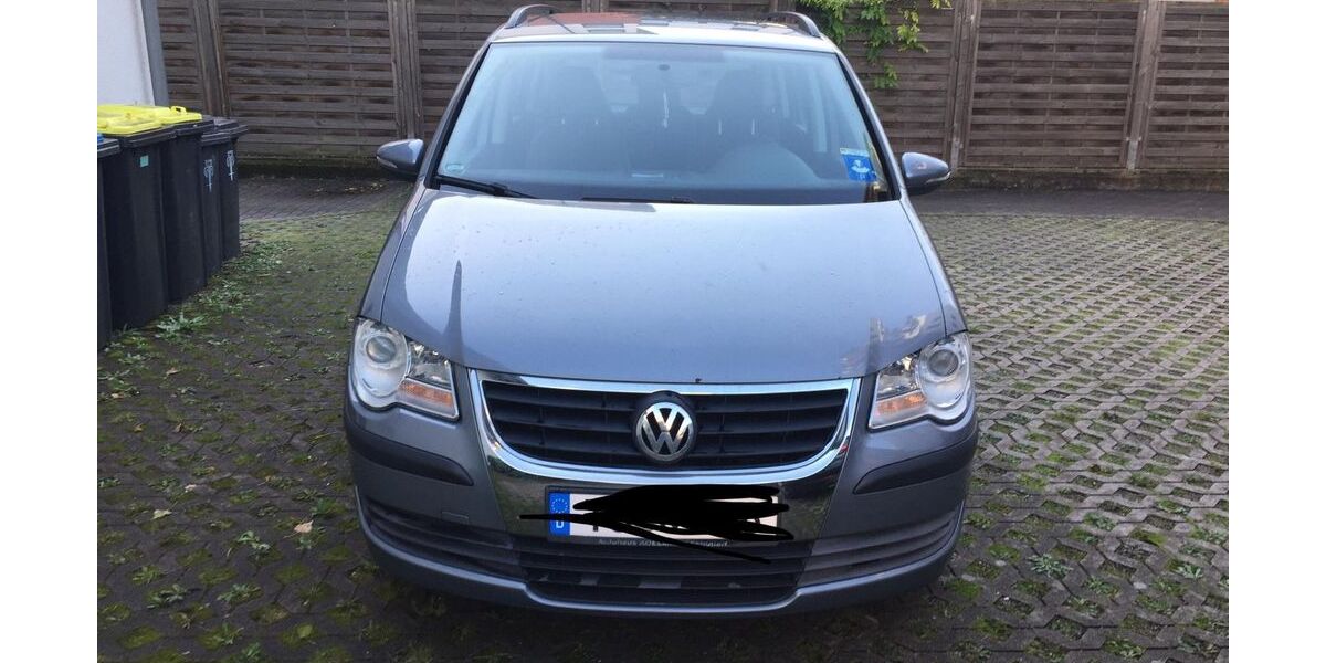 VW Touran 216.879 km 3.700 &euro; Eisenach 99817