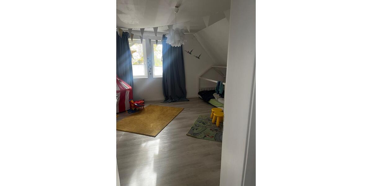 Erdgeschoßwohnung Lehre - 5 Zimmer, 190 m&sup2;, 1.820&euro; | Angebot:24564553
