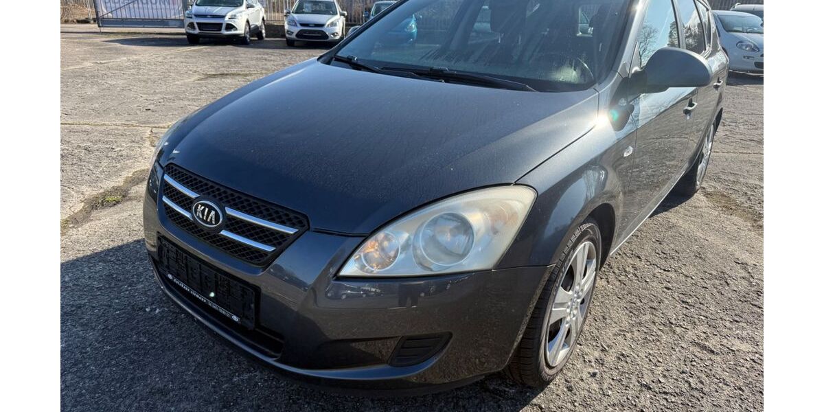 Kia ceed / Ceed 177.465 km 999 &euro; Trappenkamp 24610