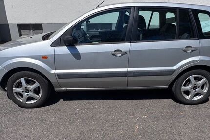 Ford Fusion 135.000 km 1.999 &euro; Frankfurt 60386