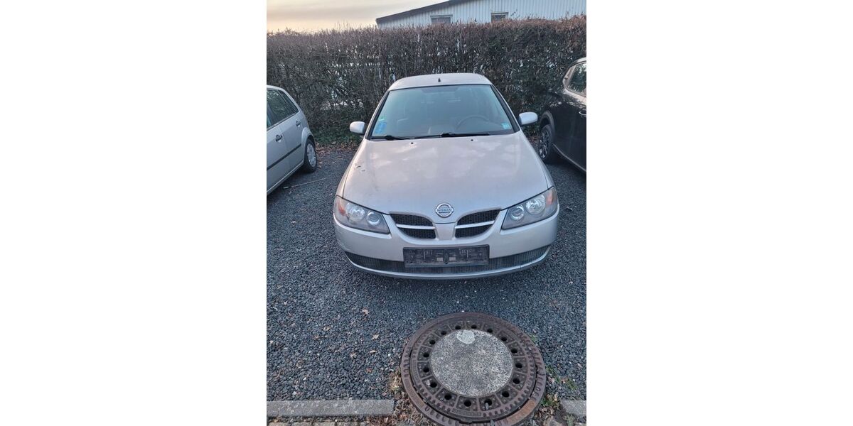 Nissan Almera 119.000 km 1.750 &euro; Geldern 47608