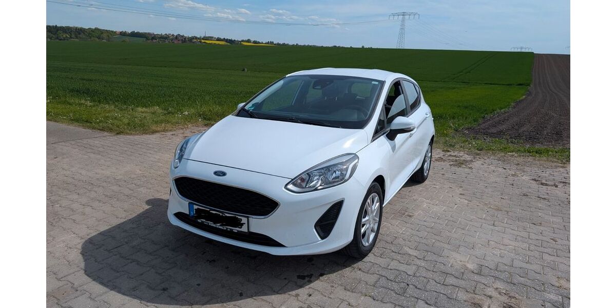 Ford Fiesta 90.000 km 7.898 &euro; Altenburg 04600