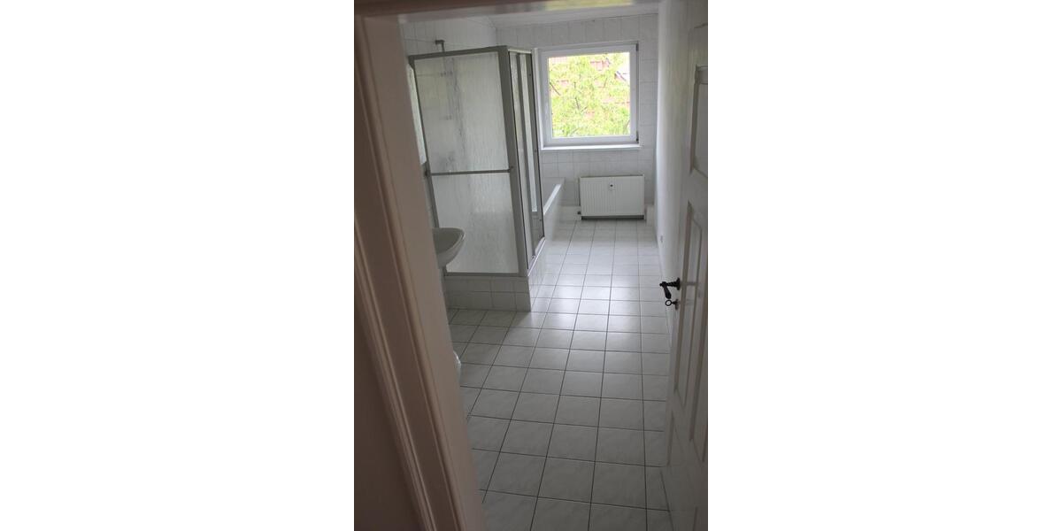 Mehrfamilienhaus, Wohnhaus Northeim - 9.5 Zimmer, 200 m&sup2;, 395.000&euro; | Angebot:26482385