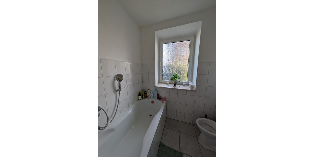 Löhne-Gohfeld — bezugsfreies Anlageobjekt mit Entwicklungspotenzial - Mehrfamilienhaus, Wohnhaus Löhne / Besebruch Besebruch | Angebot:26630199