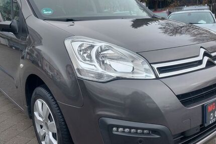 Citroen Berlingo 64.902 km 8.499 &euro; Fellbach 70736