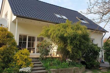 Haus Wennigsen (Deister) - 6 Zimmer, 165 m&sup2;, 2.000&euro; | Angebot:24842689