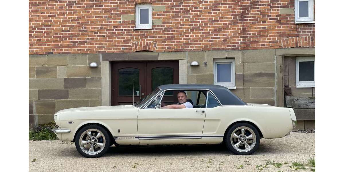 Ford Mustang 55.000 km 44.800 &euro; Seewald 72297