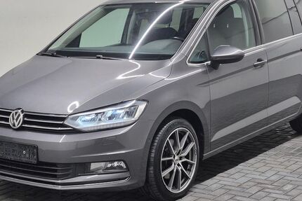 VW Touran 148.590 km 16.980 &euro; Langenweddingen 39171