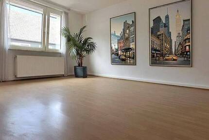 Frohnhausen: Schöne, ruhige 2,5-Zimmer-Wohnung mit EBK sucht neue Mieter