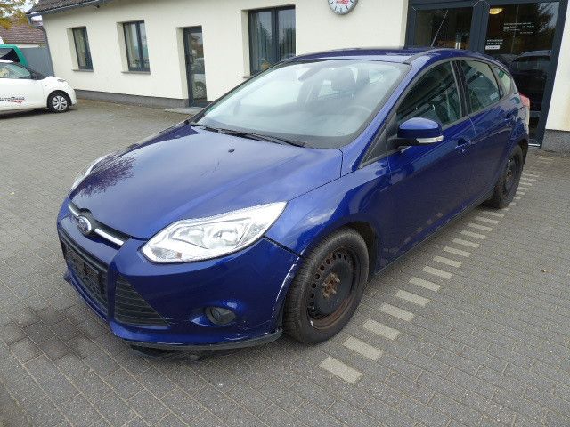 Ford Focus 124.064 km 2.490 € Jaenschwalde 03197