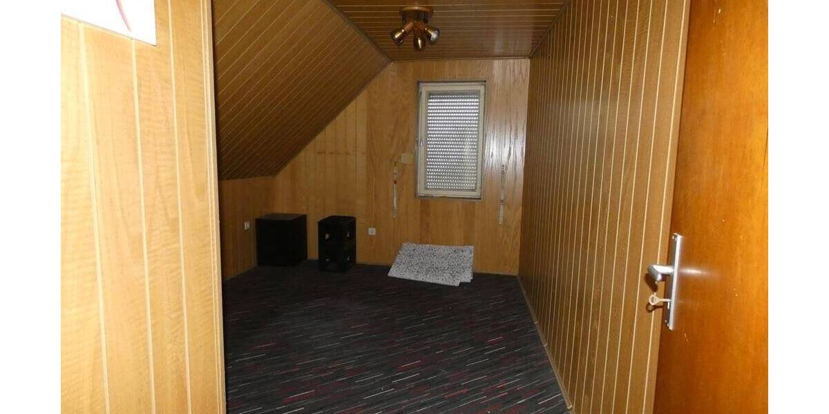 Mehrfamilienhaus, Wohnhaus Neustadt - 1 Zimmer, 295 m&sup2;, 95.000&euro; | Angebot:26686449