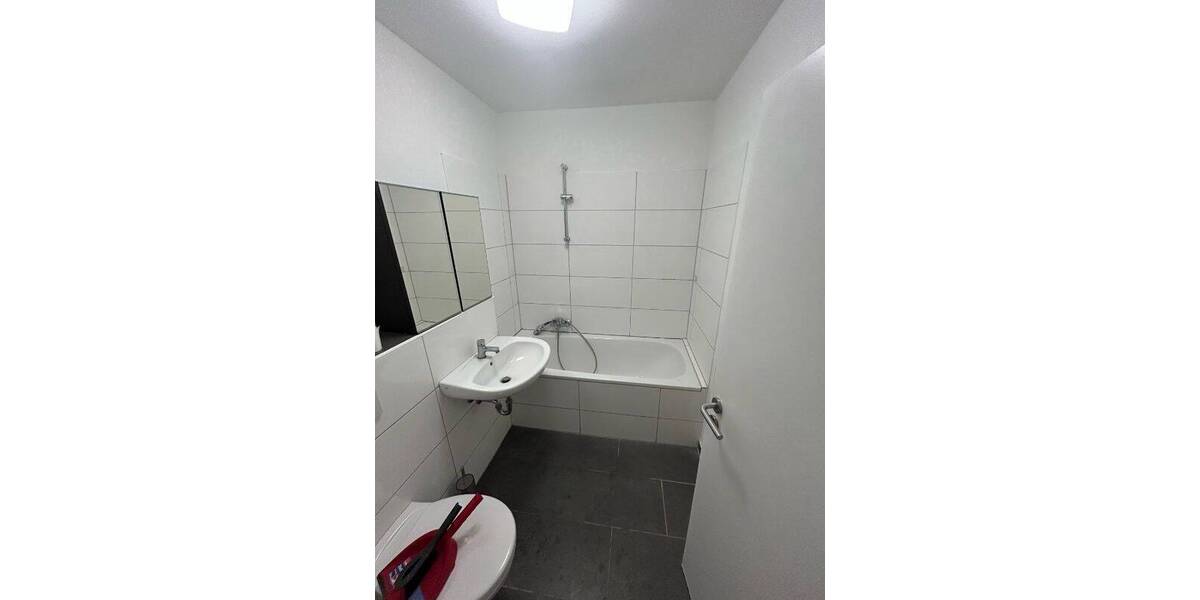 Etagenwohnung Duisburg Mündelheim - 3 Zimmer, 71 m&sup2;, 495&euro; | Angebot:26850986