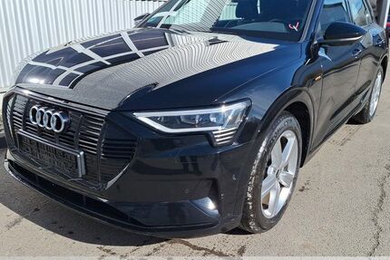 Audi e-tron 70.780 km 29.999 &euro; Dresden 01157
