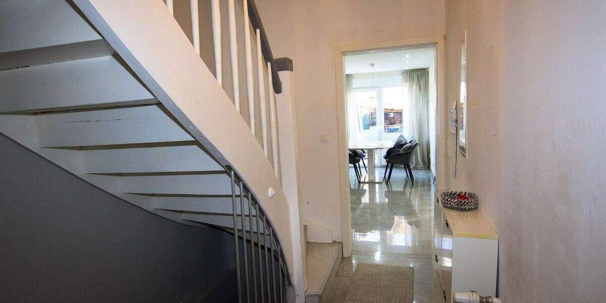 Reihenmittelhaus Mannheim Käfertal - 4 Zimmer, 110 m&sup2;, 429.000&euro; | Angebot:25760510