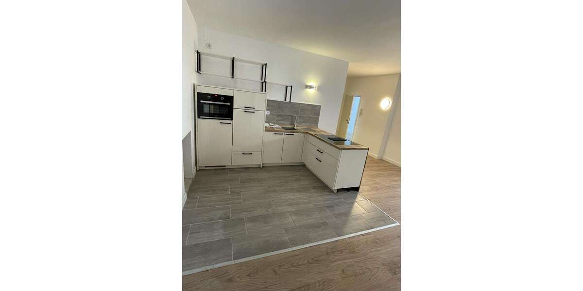 Etagenwohnung Flensburg Westliche Höhe - 4 Zimmer, 120 m&sup2;, 1.050&euro; | Angebot:27396641
