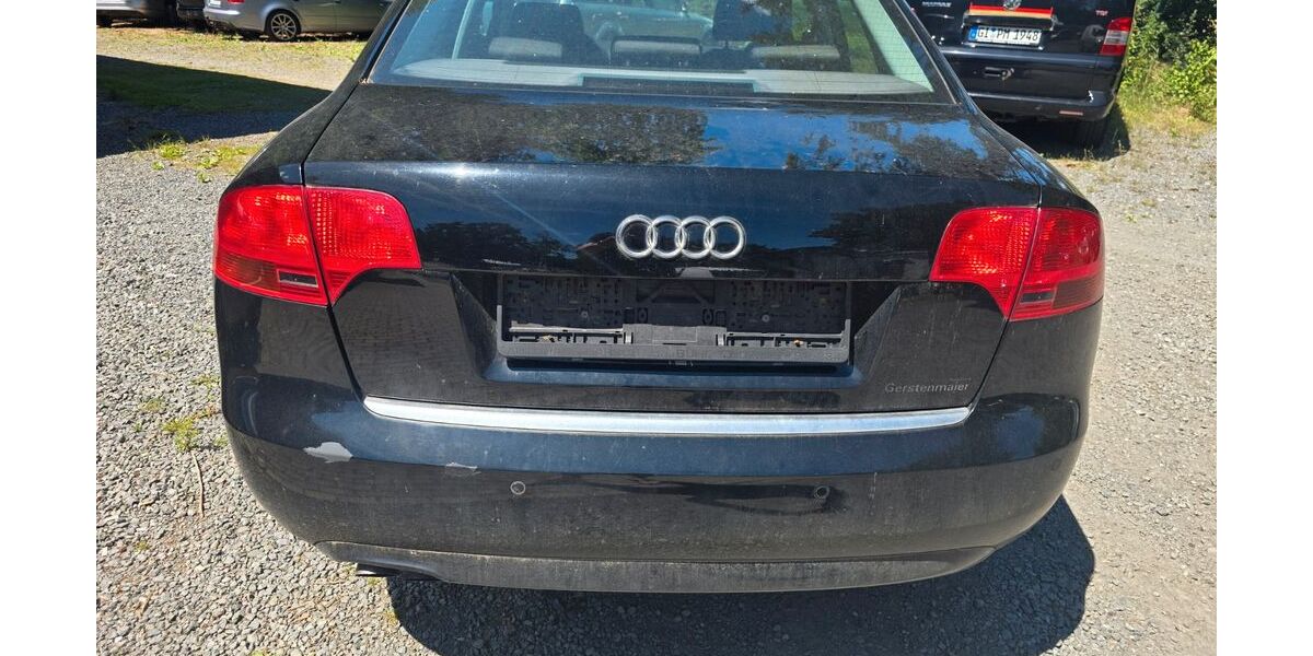 Audi A4 218.000 km 1.250 &euro; Laubach 35321