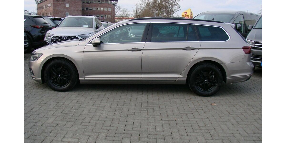 VW Passat 2.0TDi Business Panorama ACC IQ.Light 141.589 km 17.980 &euro; Falkensee 14612