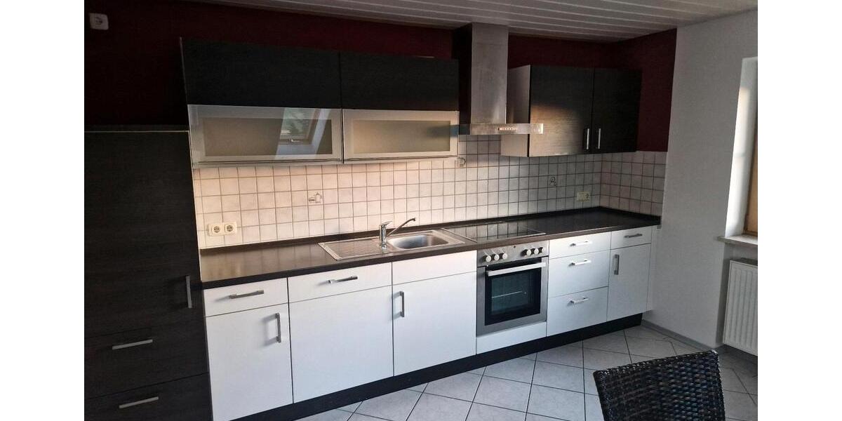 Dachgeschoßwohnung Falkenstein - 3.5 Zimmer, 114 m&sup2;, 700&euro; | Angebot:26439405