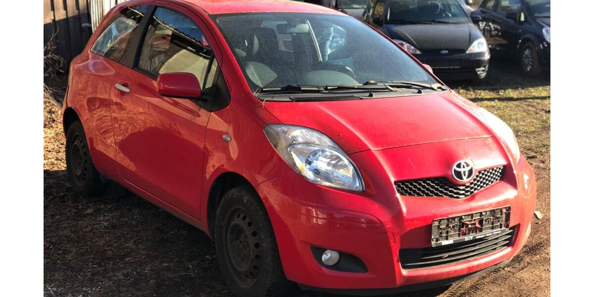 Toyota Yaris 169.400 km 1.700 &euro; Rhumspringe 37434