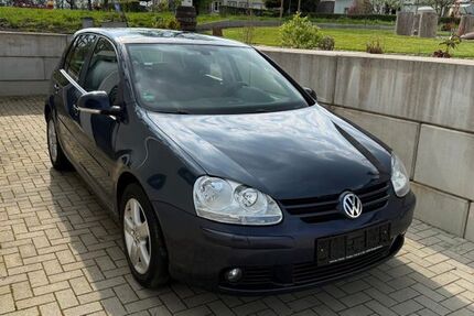 VW Golf 239.000 km 2.900 &euro; Höttingen/ OT Fiegenstall 91798