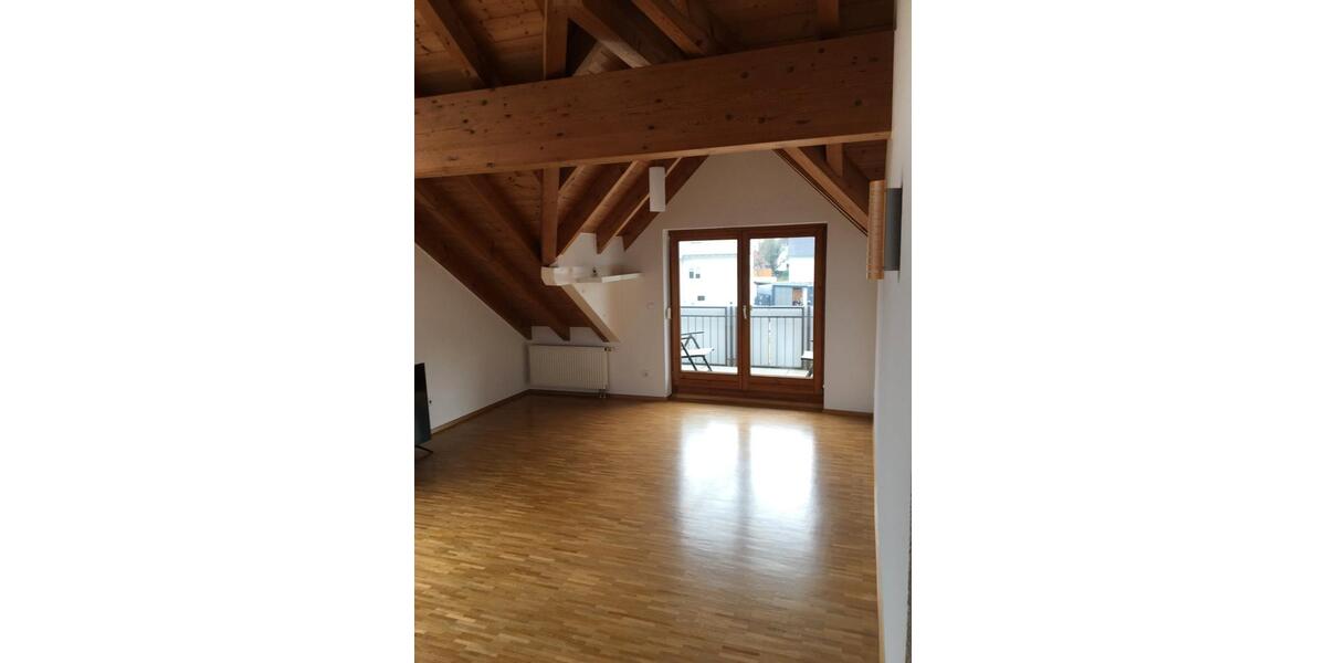 Etagenwohnung Meckenbeuren - 2.5 Zimmer, 74 m&sup2;, 660&euro; | Angebot:26227337