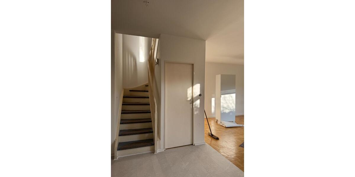 Reihenmittelhaus in Berlin Nikolassee (Zehlendorf) 4 zimmer