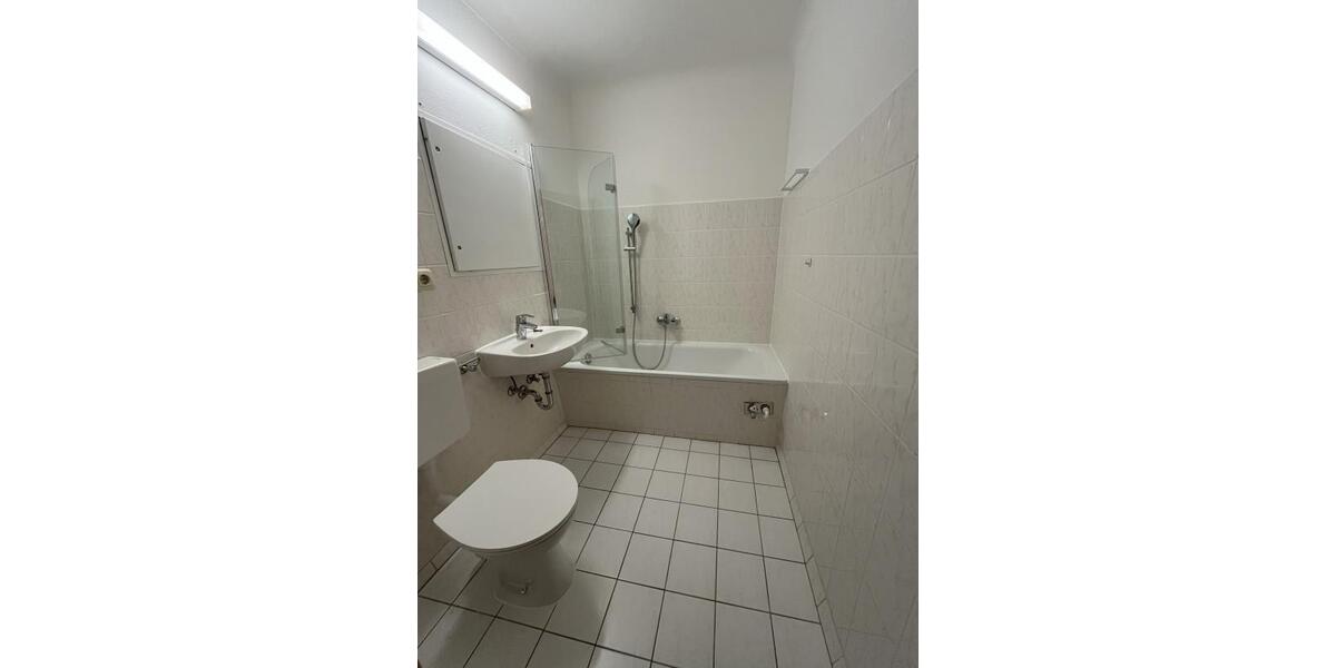 Etagenwohnung Prenzlau - 4 Zimmer, 75 m&sup2;, 509&euro; | Angebot:25539924